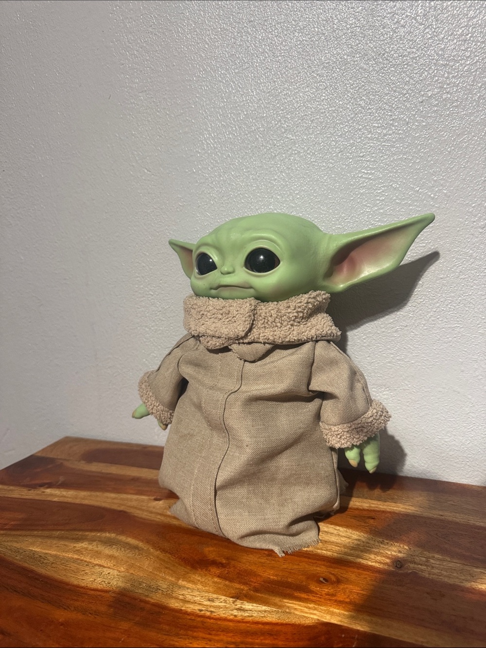 Star Wars: The Mandalorian – Grogu "The Child" 11-inch Plush Figure (Mattel)